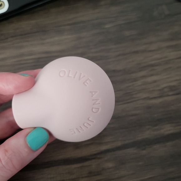 Olive & June Poppy + 2 polishes - Picture 4 of 11